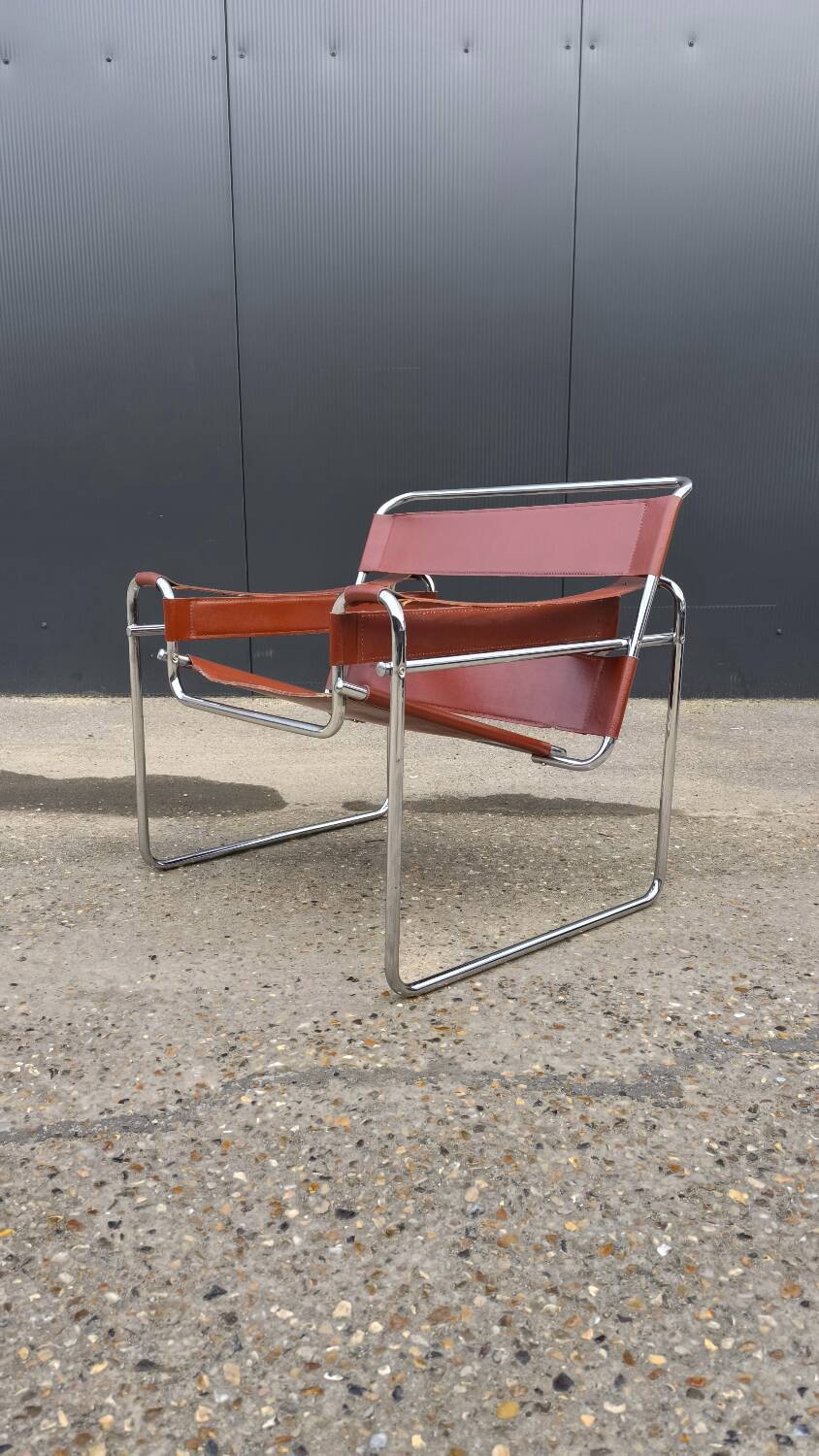 Fauteuil wassily B3 vintage par Marcel breuer
