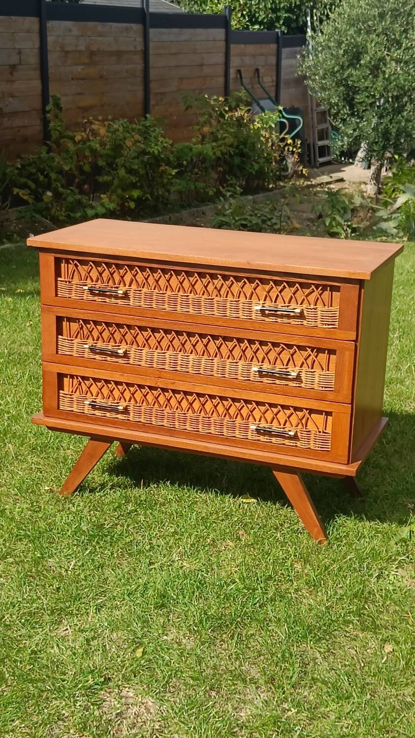 Rattan and wood splayed-leg chest of drawers