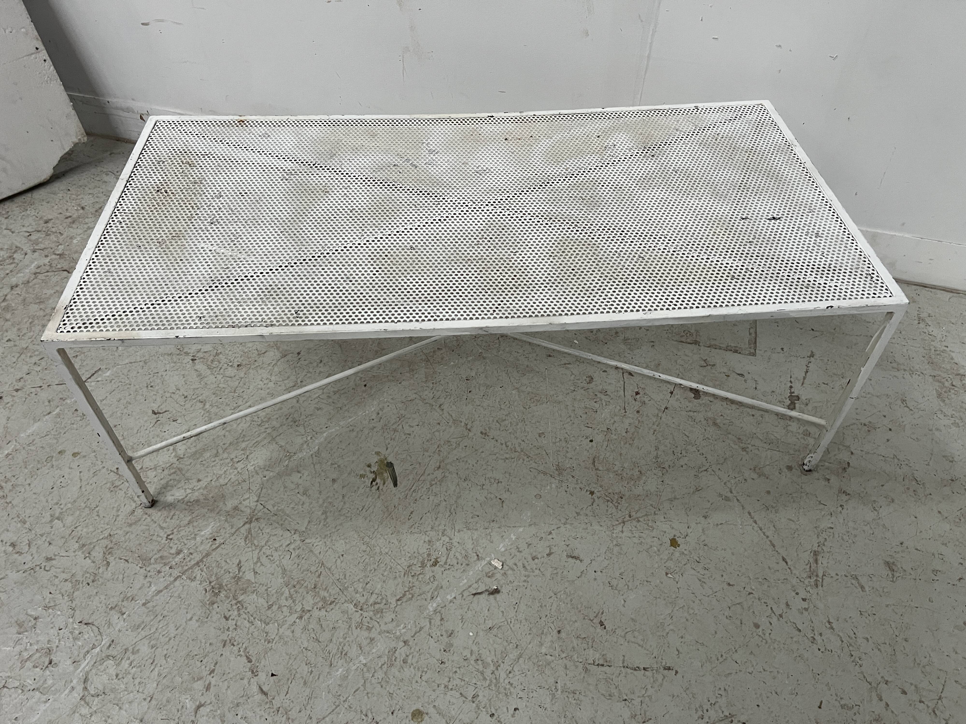 Painted wrought iron coffee table, 20th century.