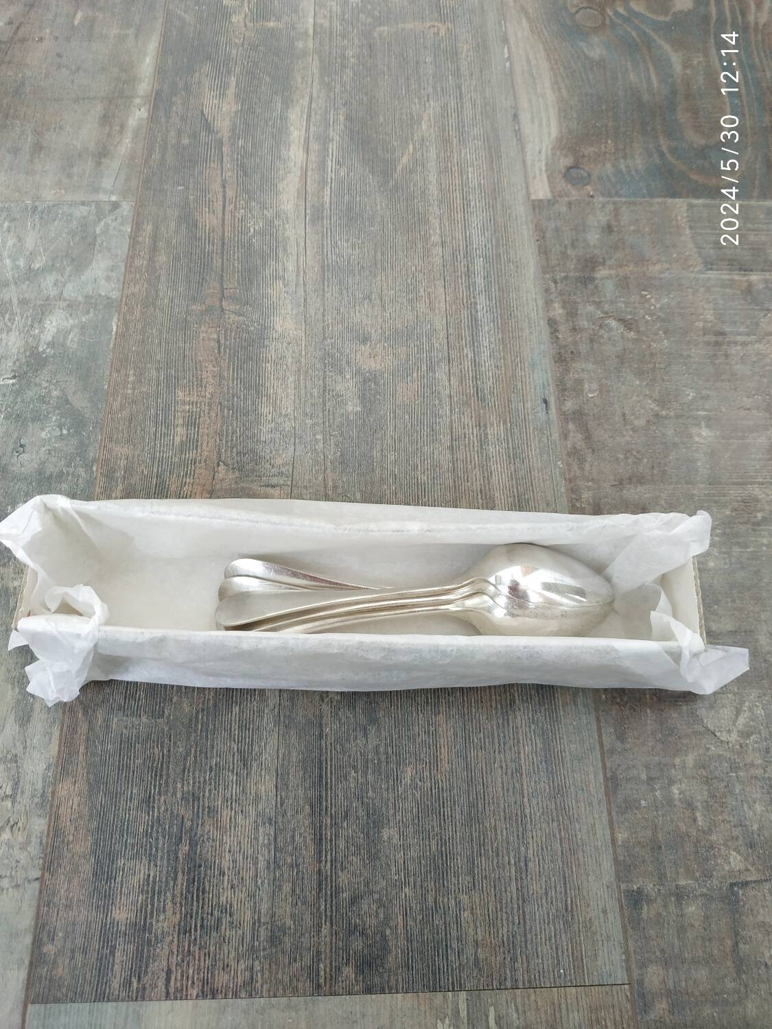 Dessert spoons