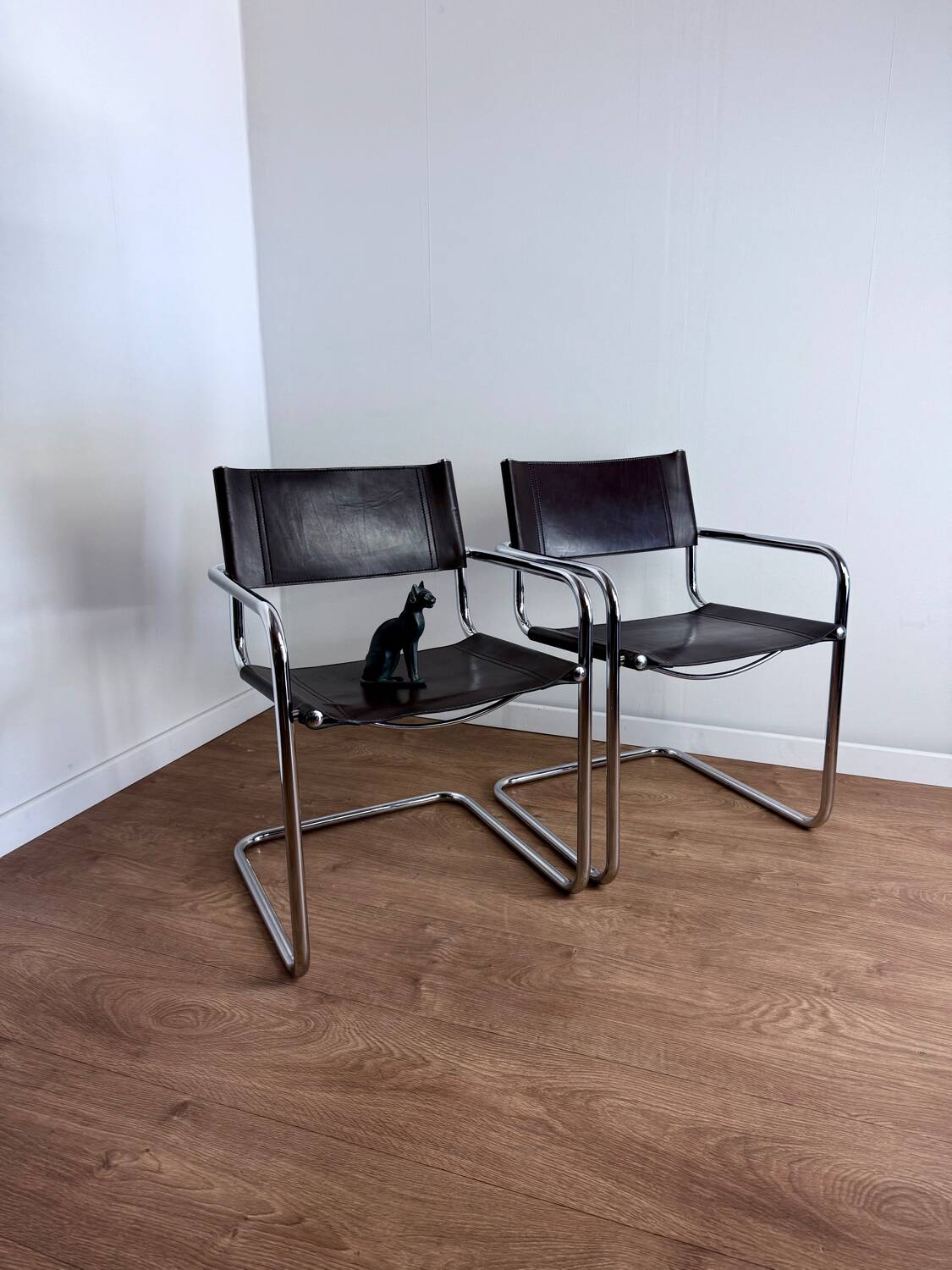 Set of 2 chairs by Fasem