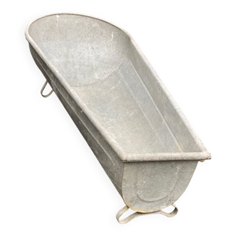 Vintage bathtub