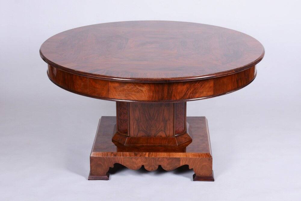 Art Deco Dining Table in Walnut, Czech, 1920s