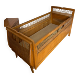 Rattan bed