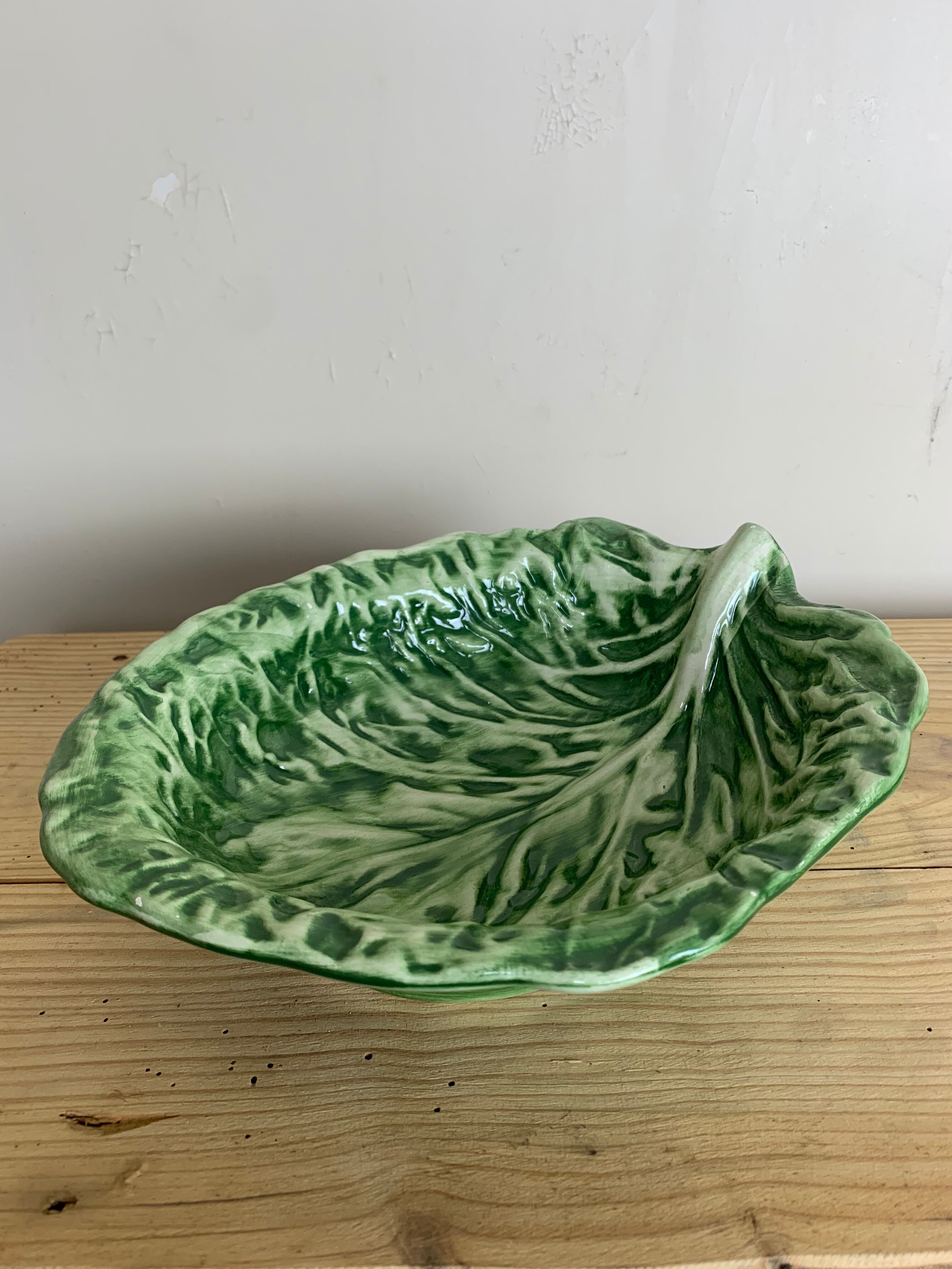Slurry dish decoration cabbage leaf