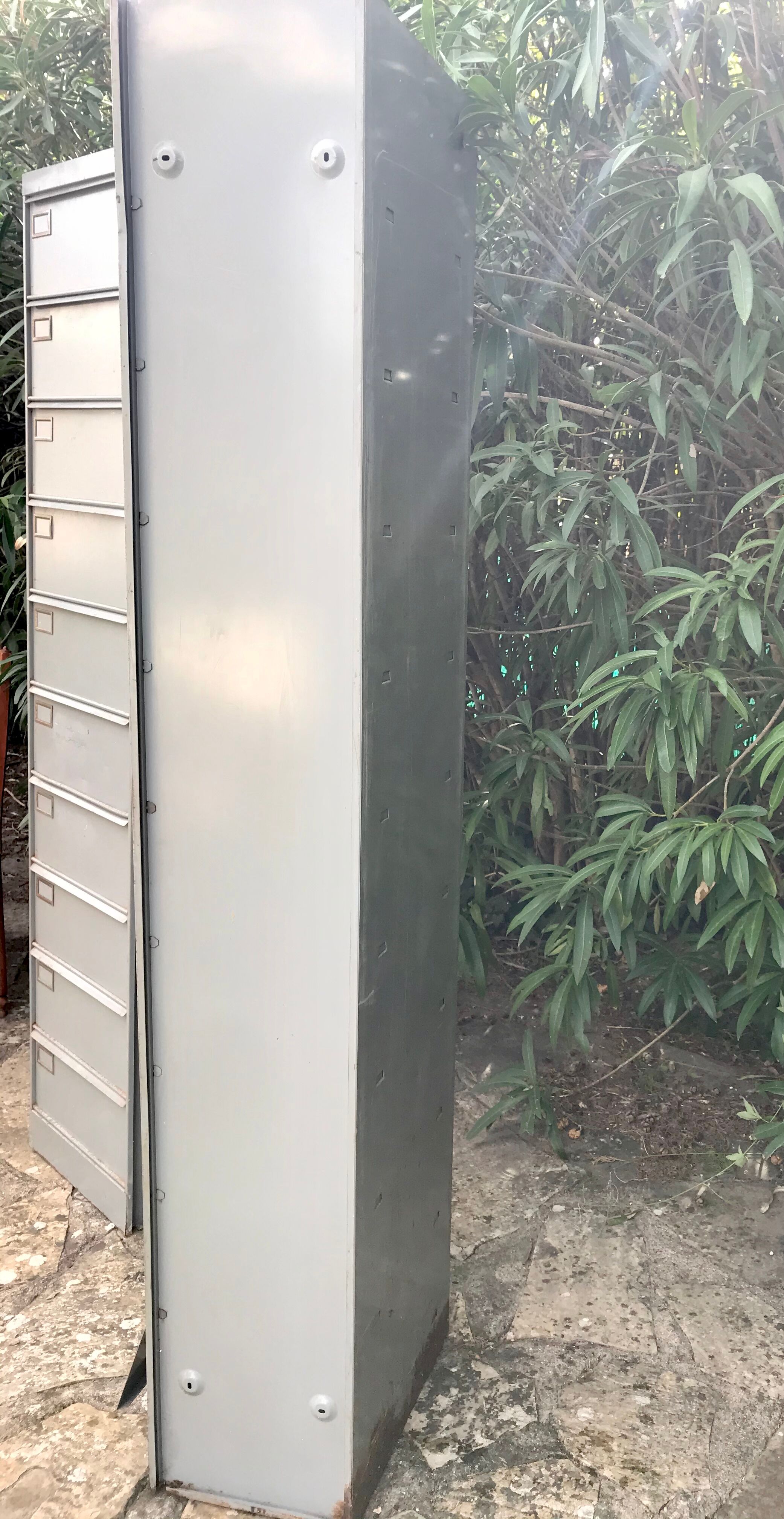 Vintage storage unit