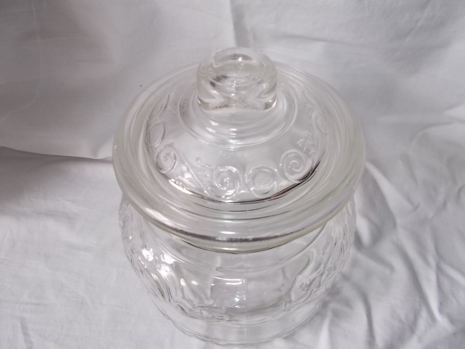 Glass glass cork jar