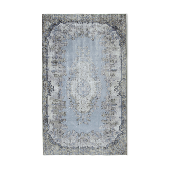 Hand-knotted distressed oriental 1980s 158 cm x 267 cm grey carpet