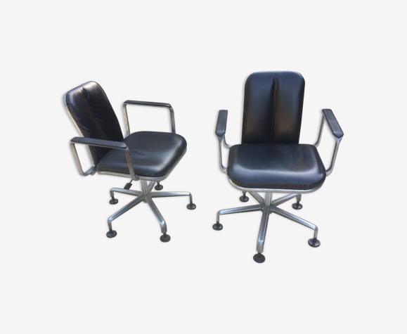 Paire de fauteuils Fred Scott