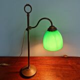 Lampe de bureau Art déco en laiton et opaline verte, 1920-30