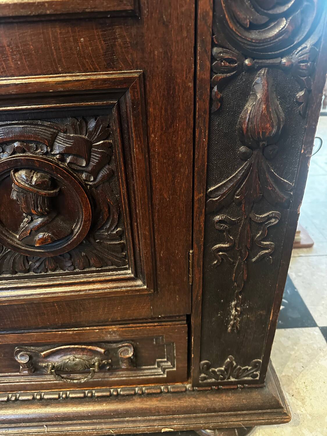 Large Renaissance Style Library Solid Oak 19th Century