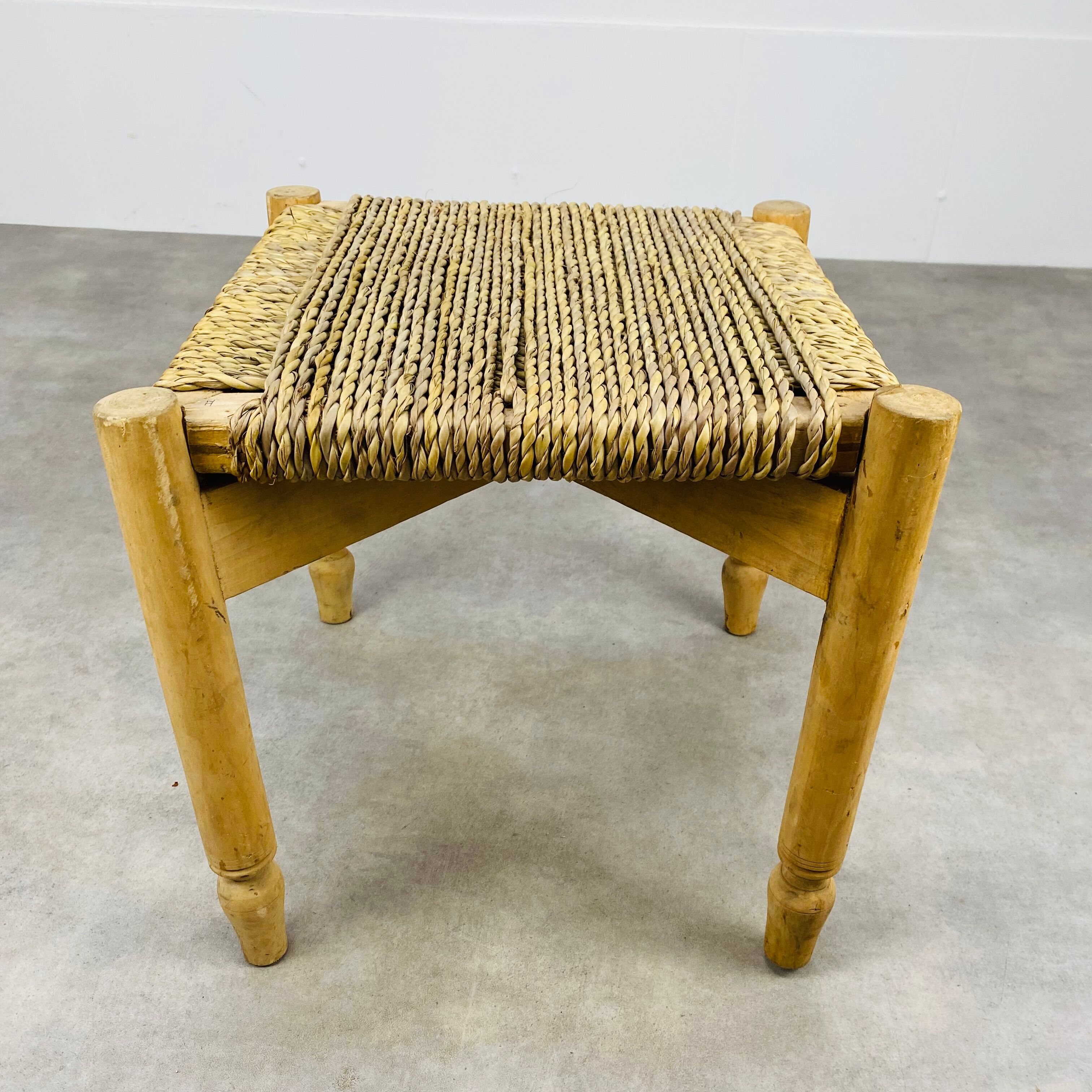 Stool woven straw raw wood