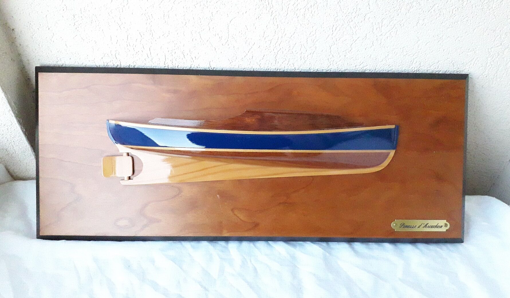 Maquette bateau demi-coque