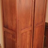 Armoire parisienne
