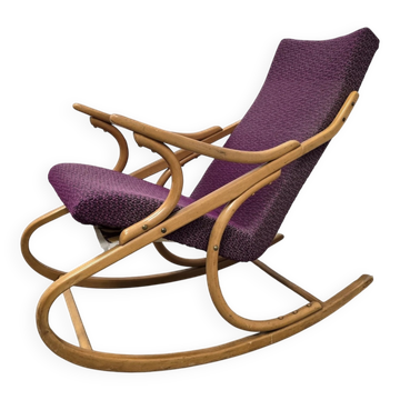 Chaise berçante de Ton