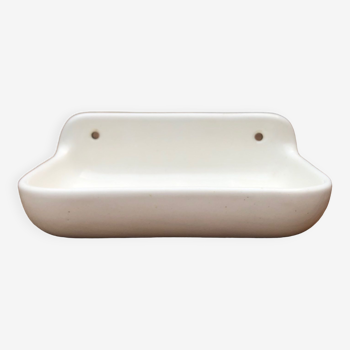 Porcelain wall soap dish