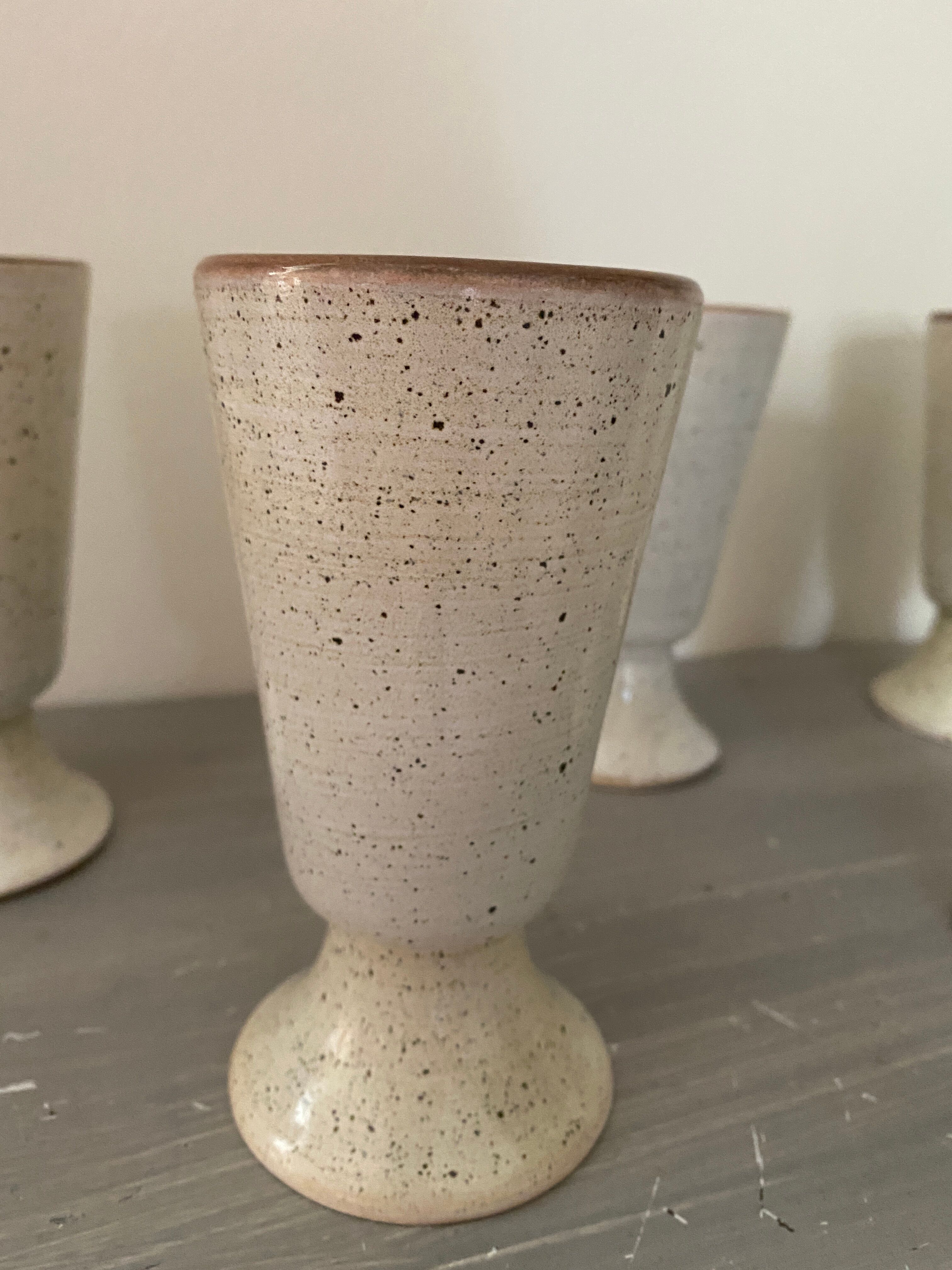 Vernified sandstone mugs