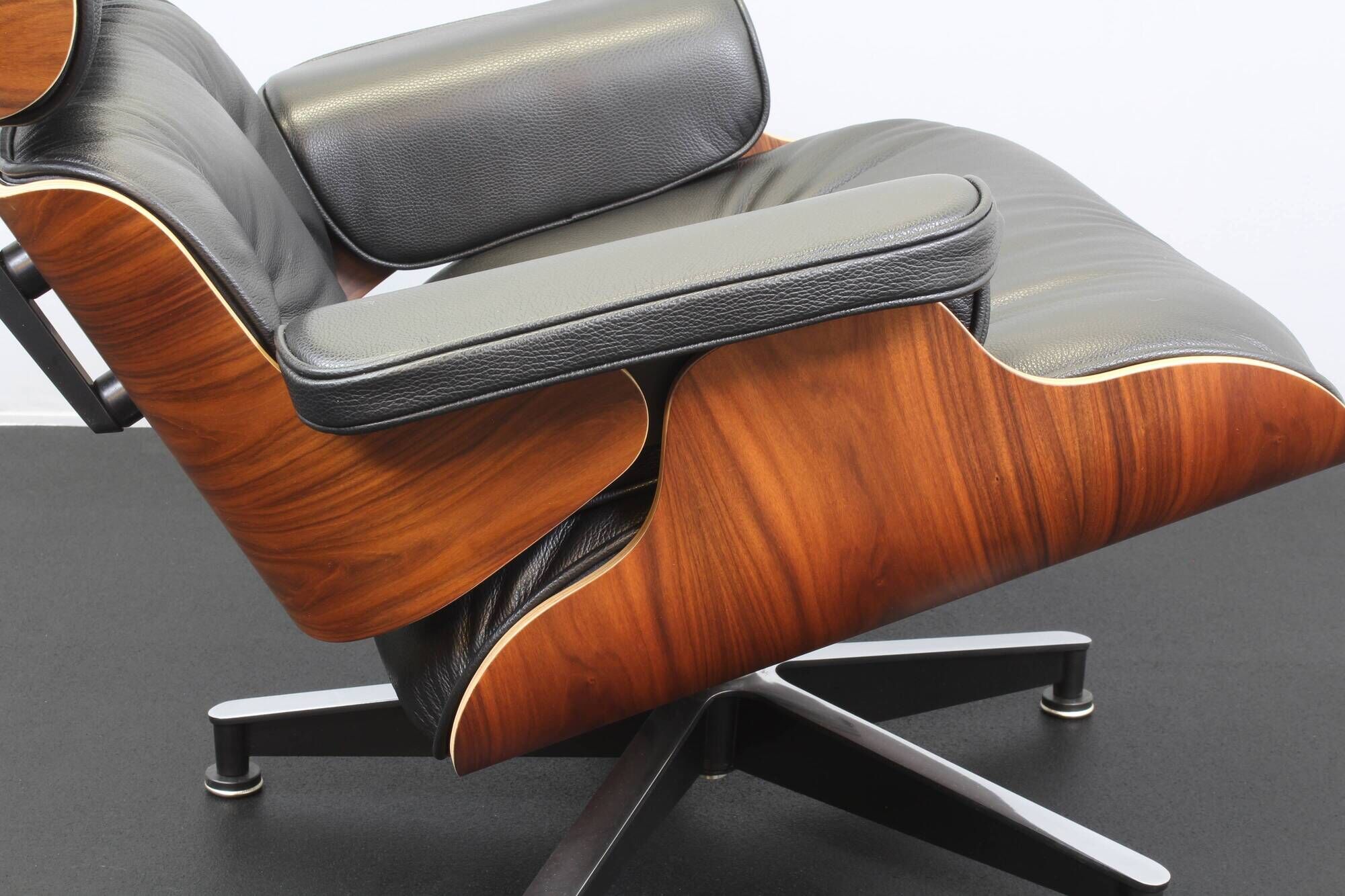 Eames Herman Miller Lounge Chair 670/B 671/B Charles & Ray Eames Seats