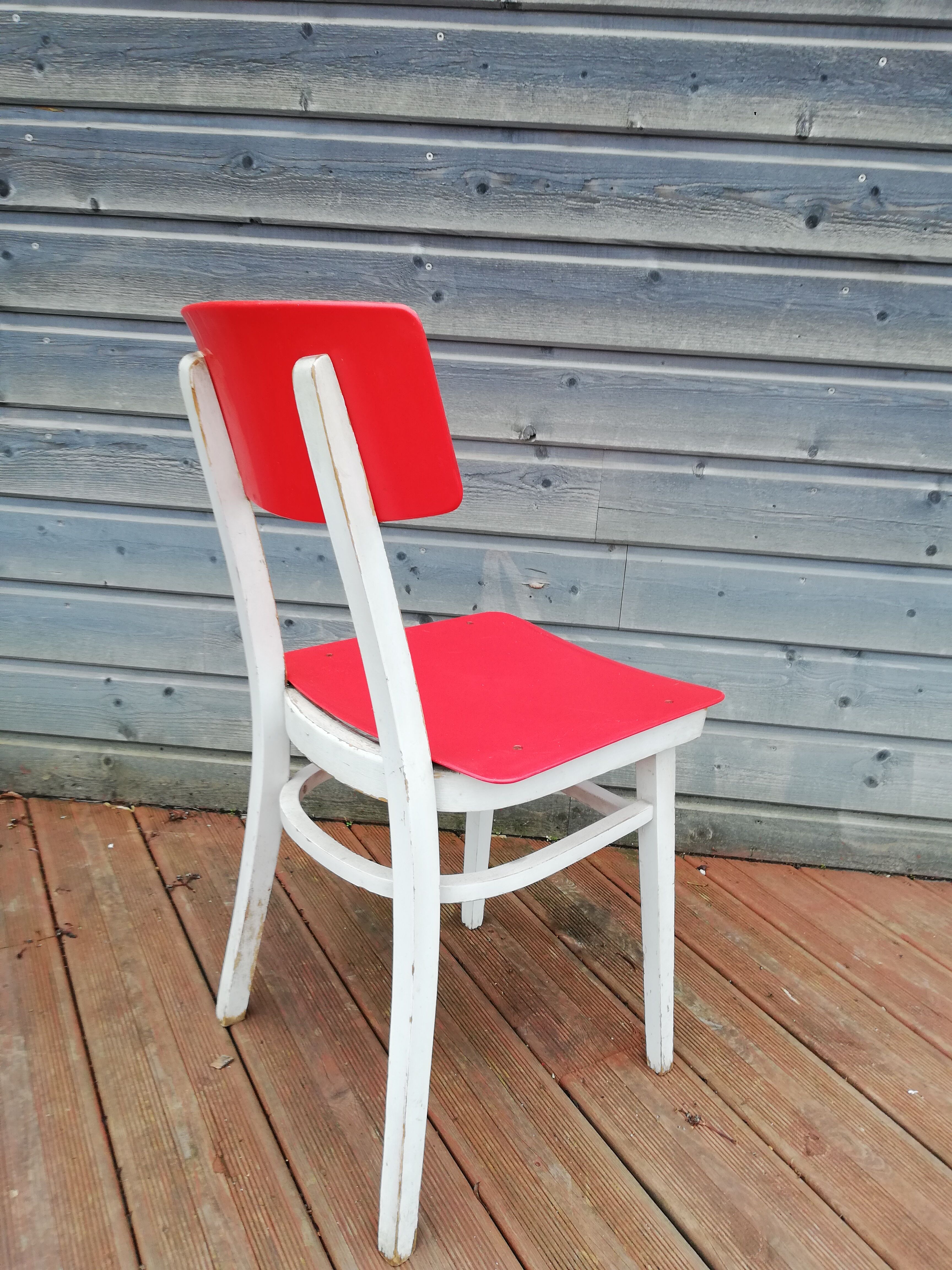 Lot de 4 chaise et une table vintage , années 70