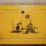 Antique Japanese commode hand-painted and lacquered.