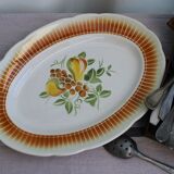 Oval ceramic plate