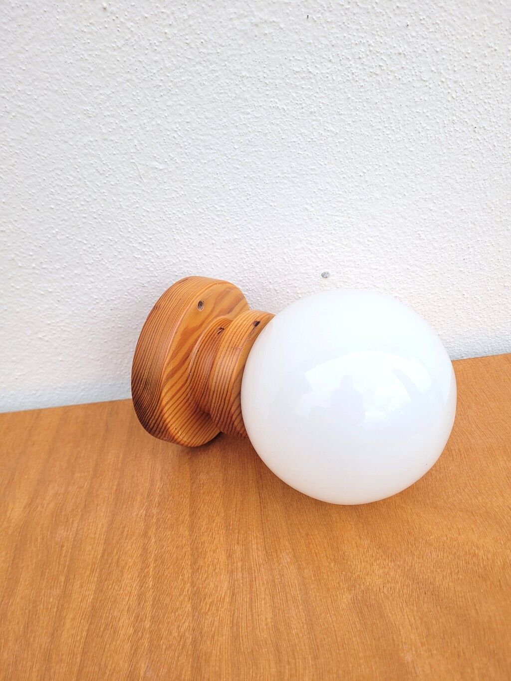 Revised 80s pine ball wall lamp
