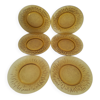 Set of 6 pressed glass plates with sunflower motif vereco