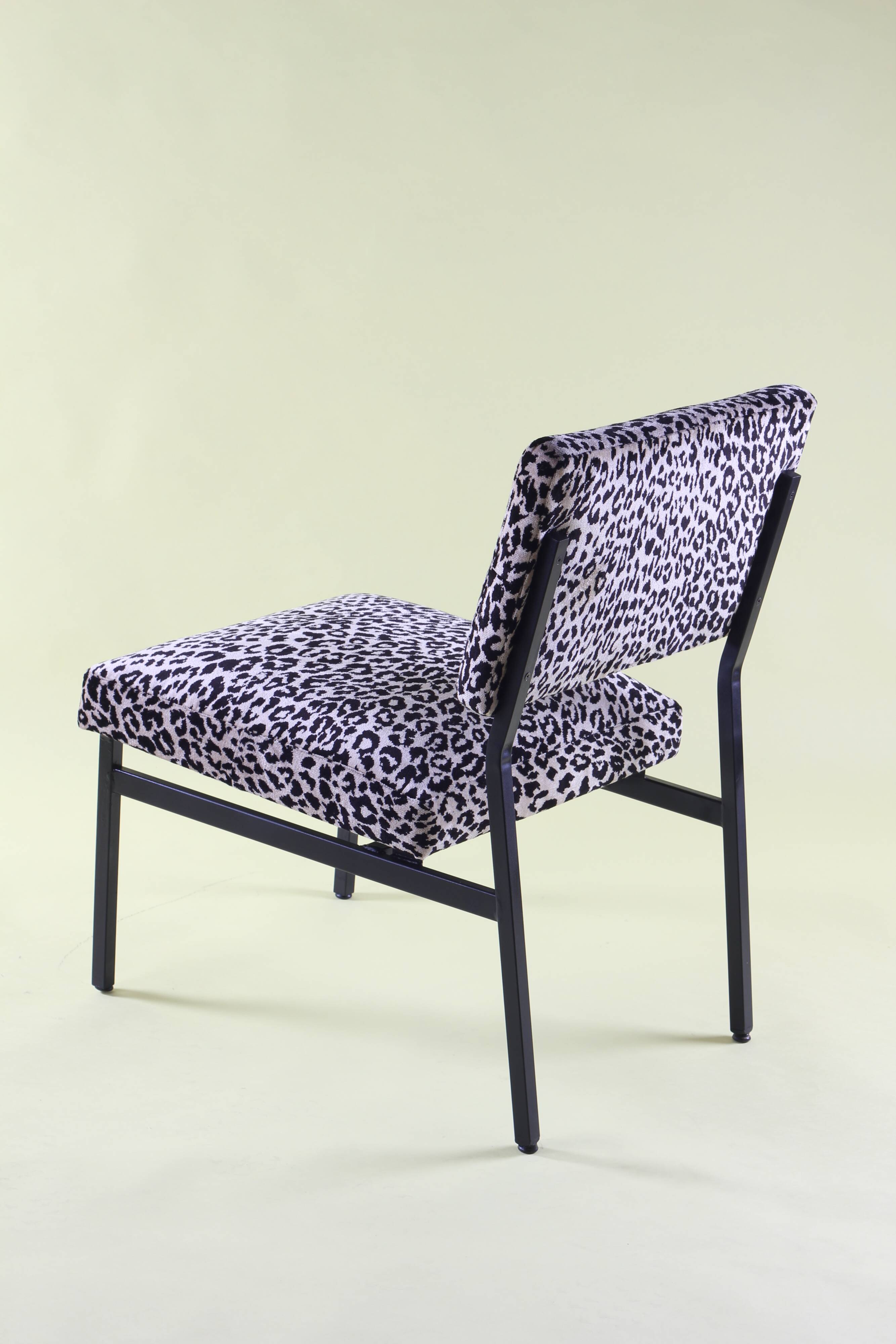 Fully restored 1950s-60s leopard print chaise lounge