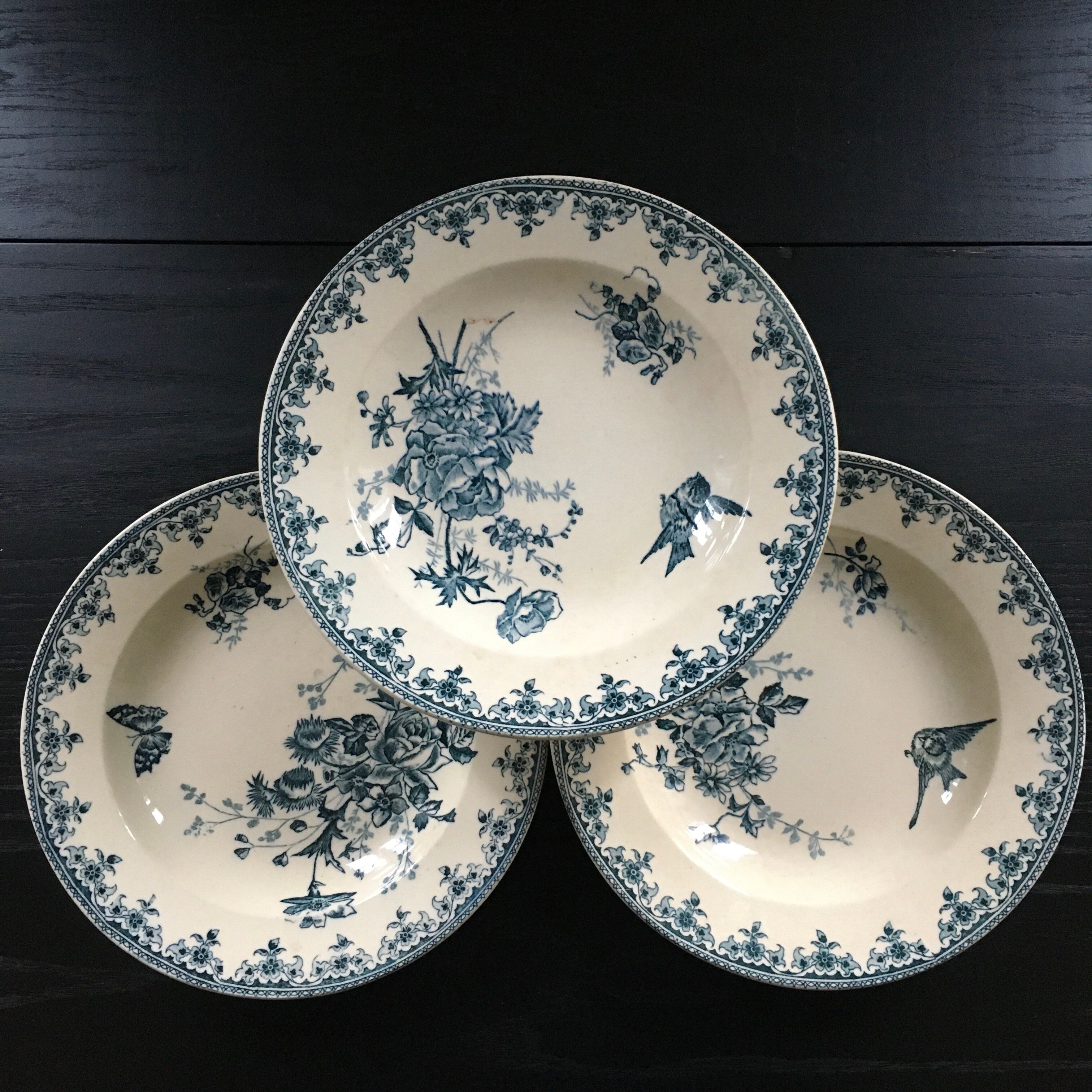 Lot 3 assiettes terre de fer