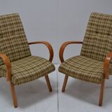 Set of two armchairs by Jaroslav Šmídek for TON, 1960s.