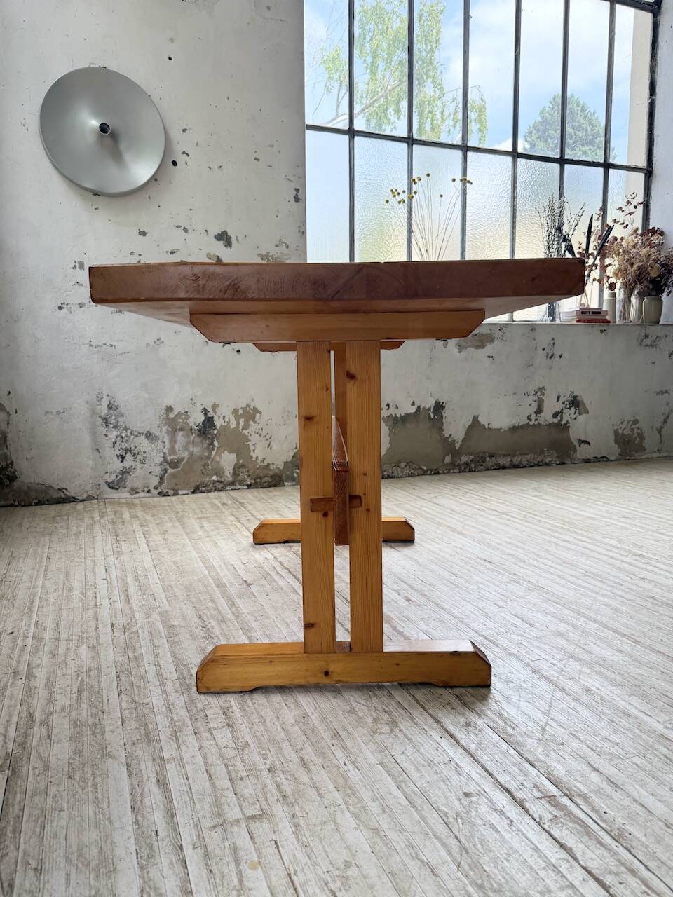 Perriand mountain furniture table 1970