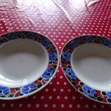 Lot de 2 assiettes creuses anciennes décor bleu