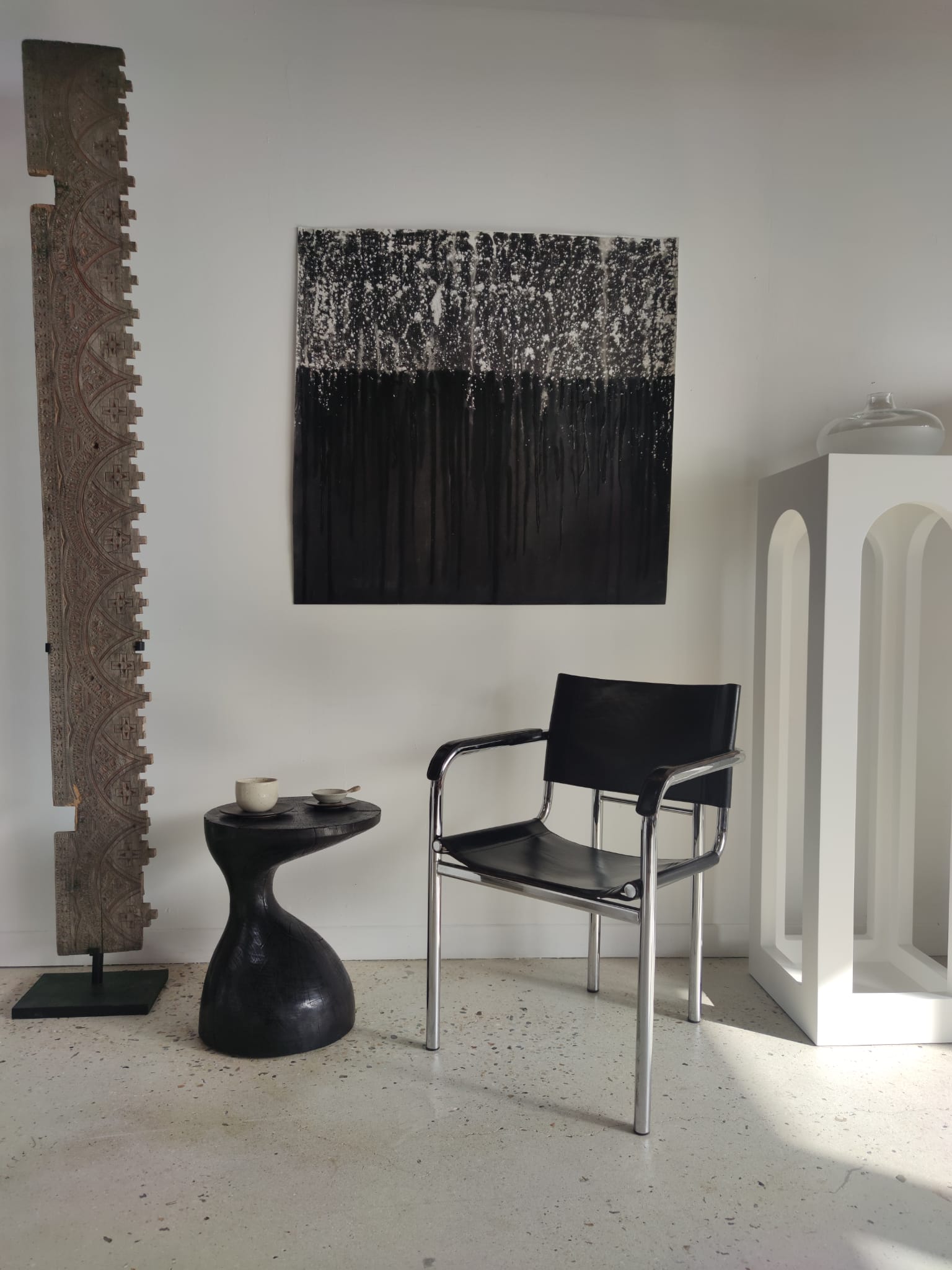 Sofa end in solid wood monoxyl organic shape black color