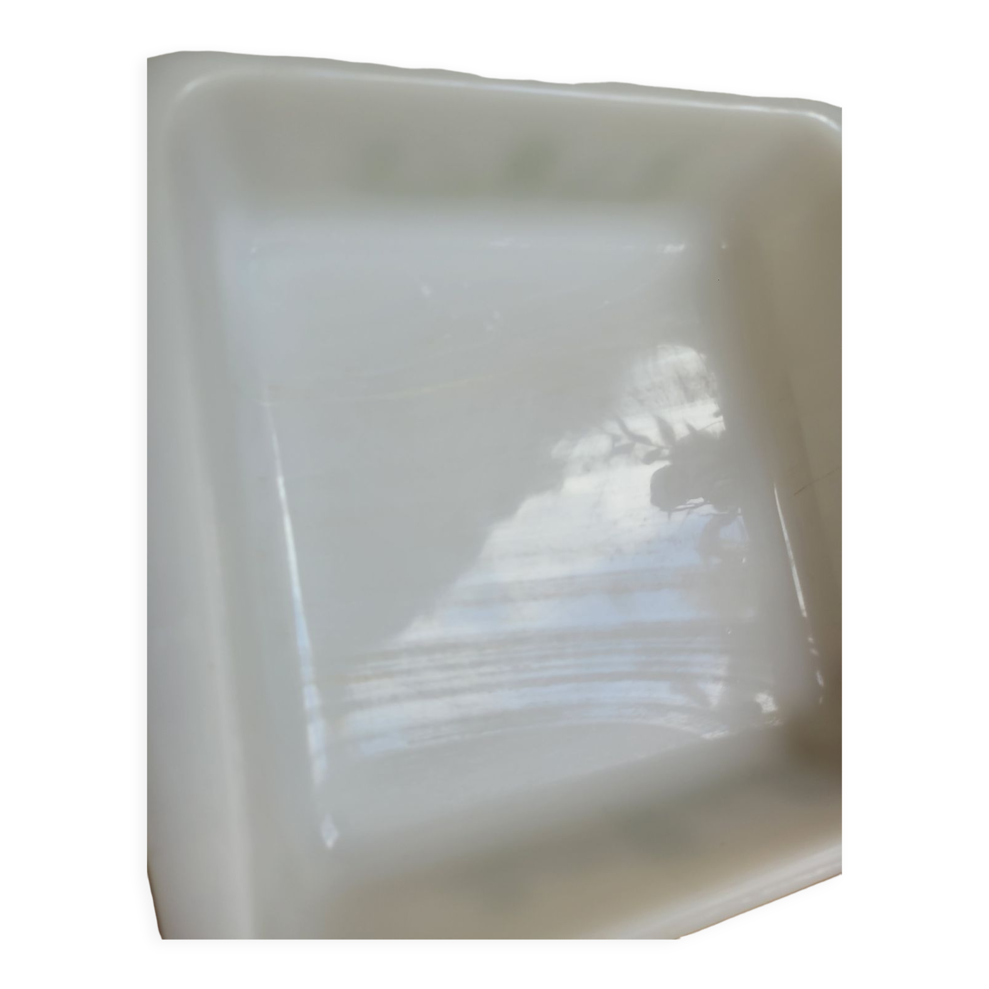 Square opaline dish Glasbake