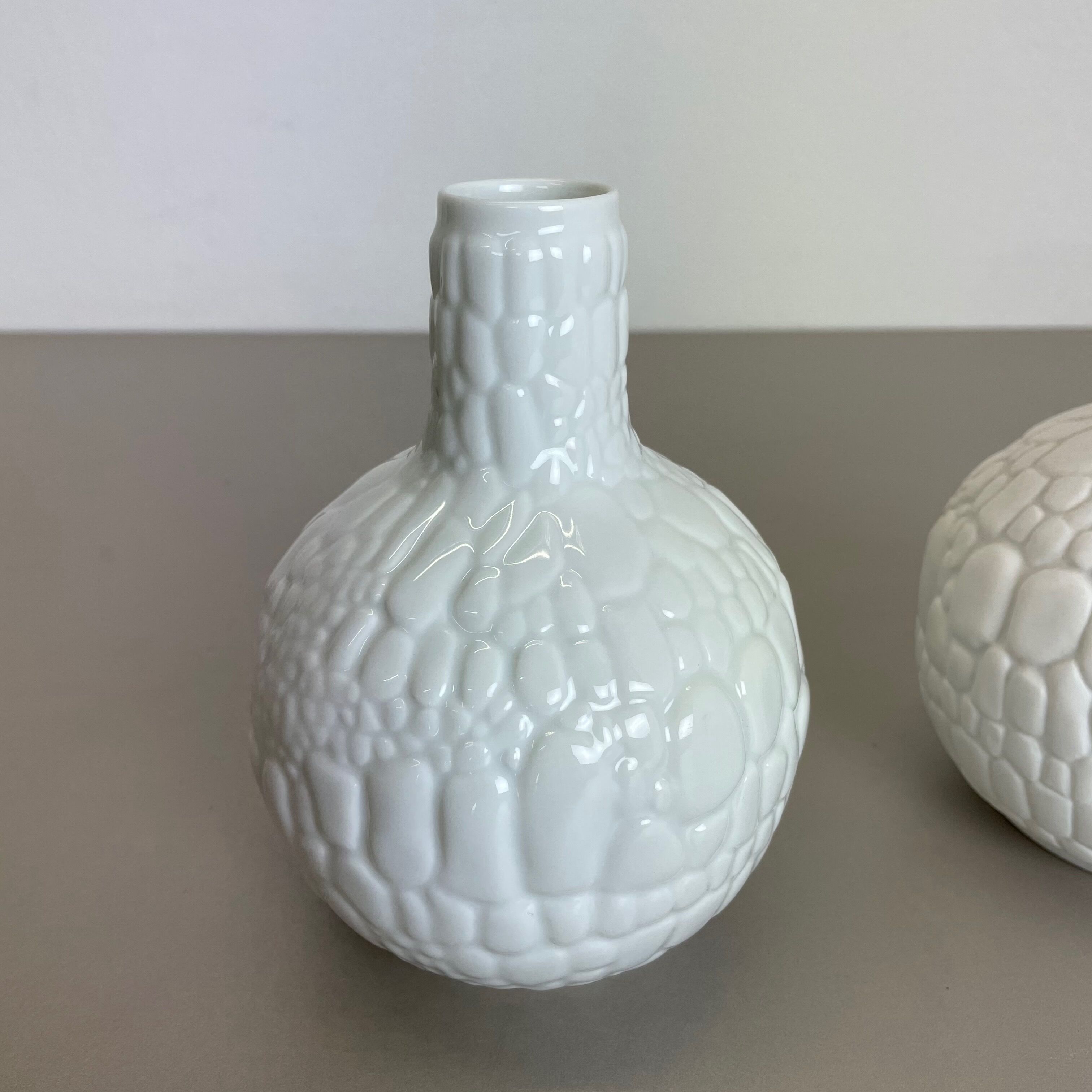 Set of 2 Original OP Art Biscuit Porcelain Vases by AK Kaiser, Germany, 1970s