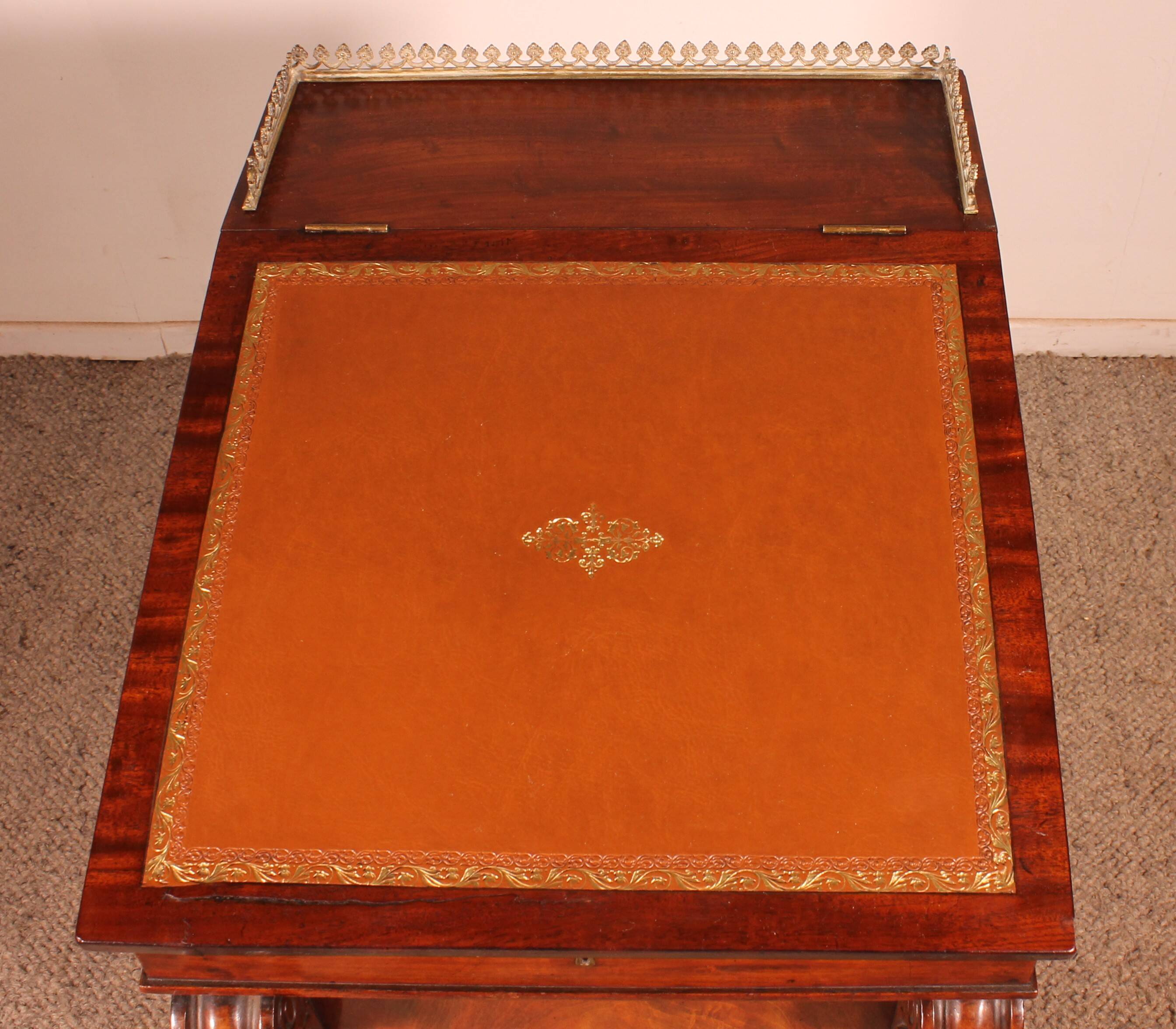 Regency period mahogany Davenport circa 1810 with mechanism