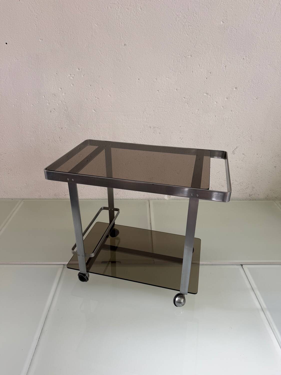 Metal dessert table