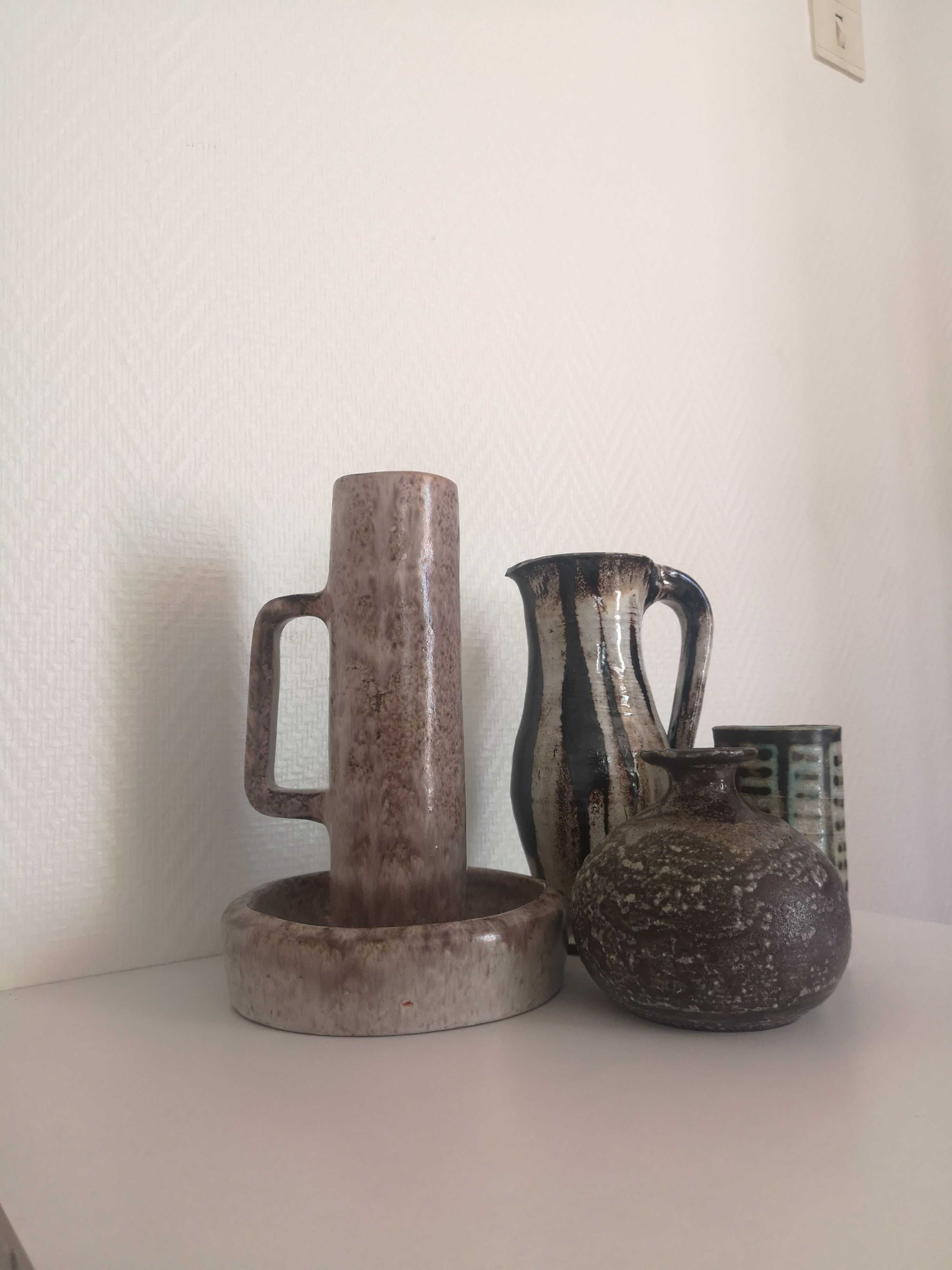 Ceramic candle holder