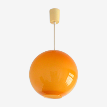 Suspension opaline orange vintage design 1970s