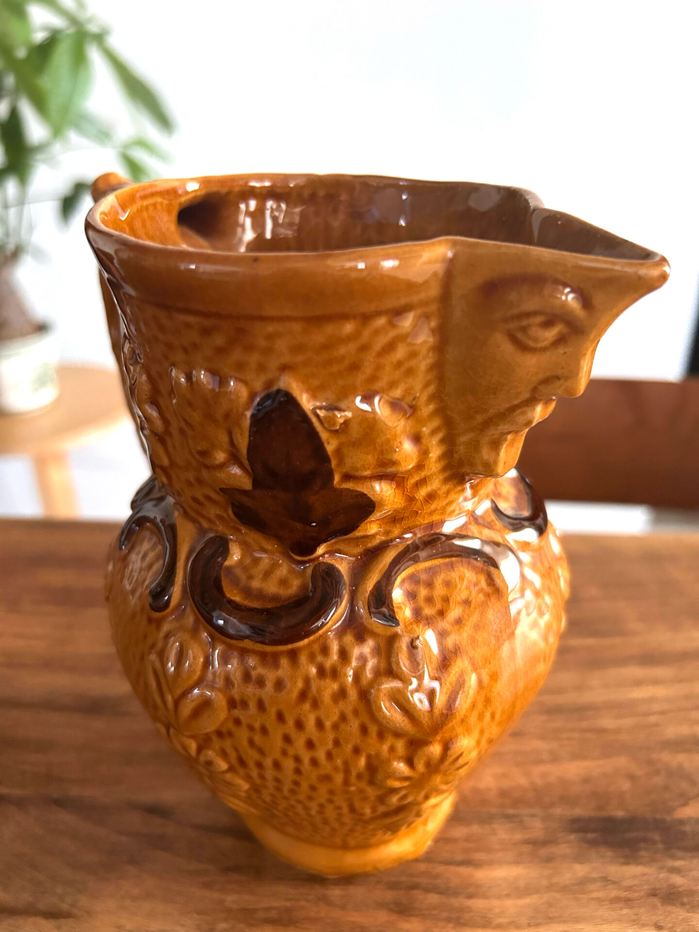 Pichet Barbotine floral