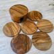 6 coasters in olive wood and their storage box