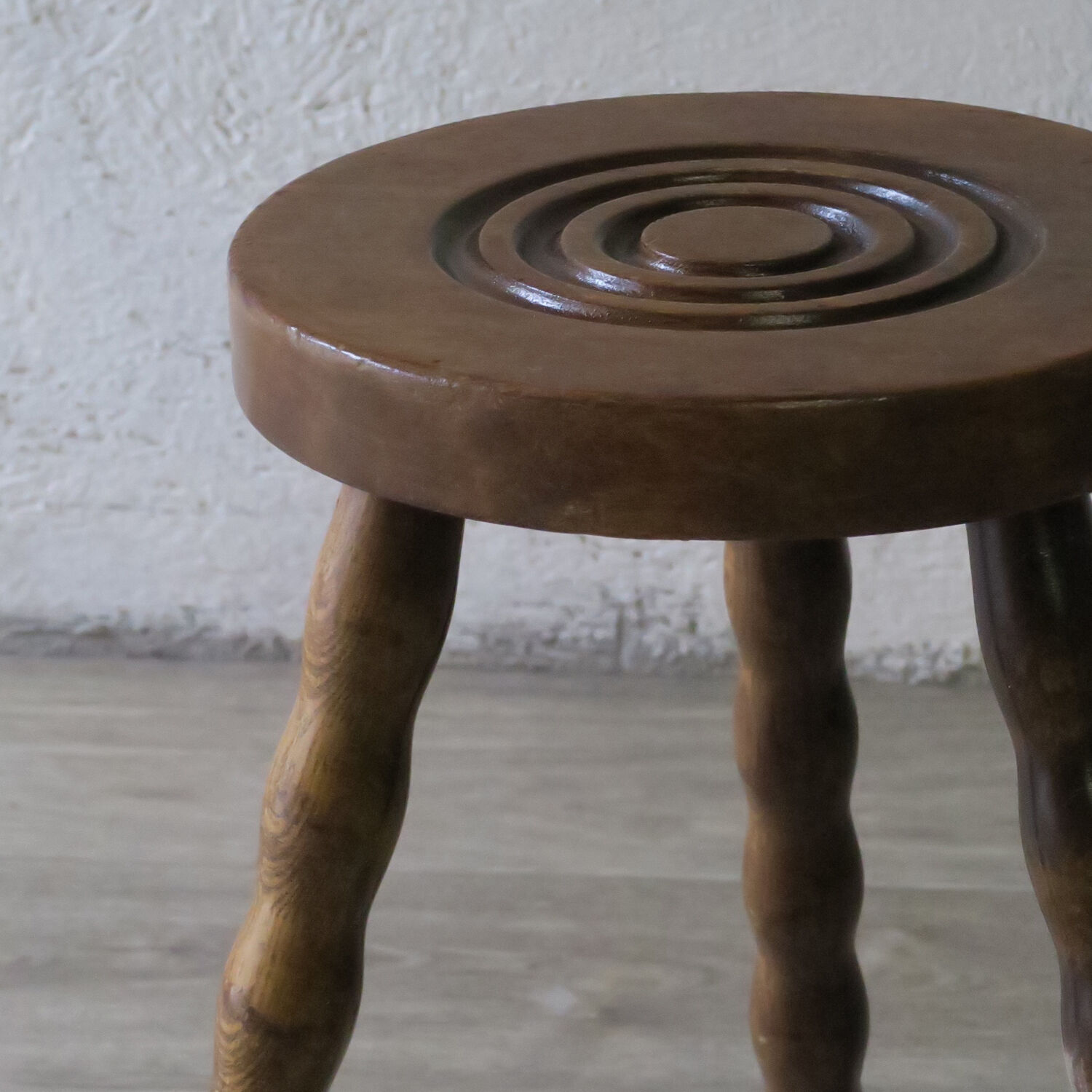 Pair of tripod stools