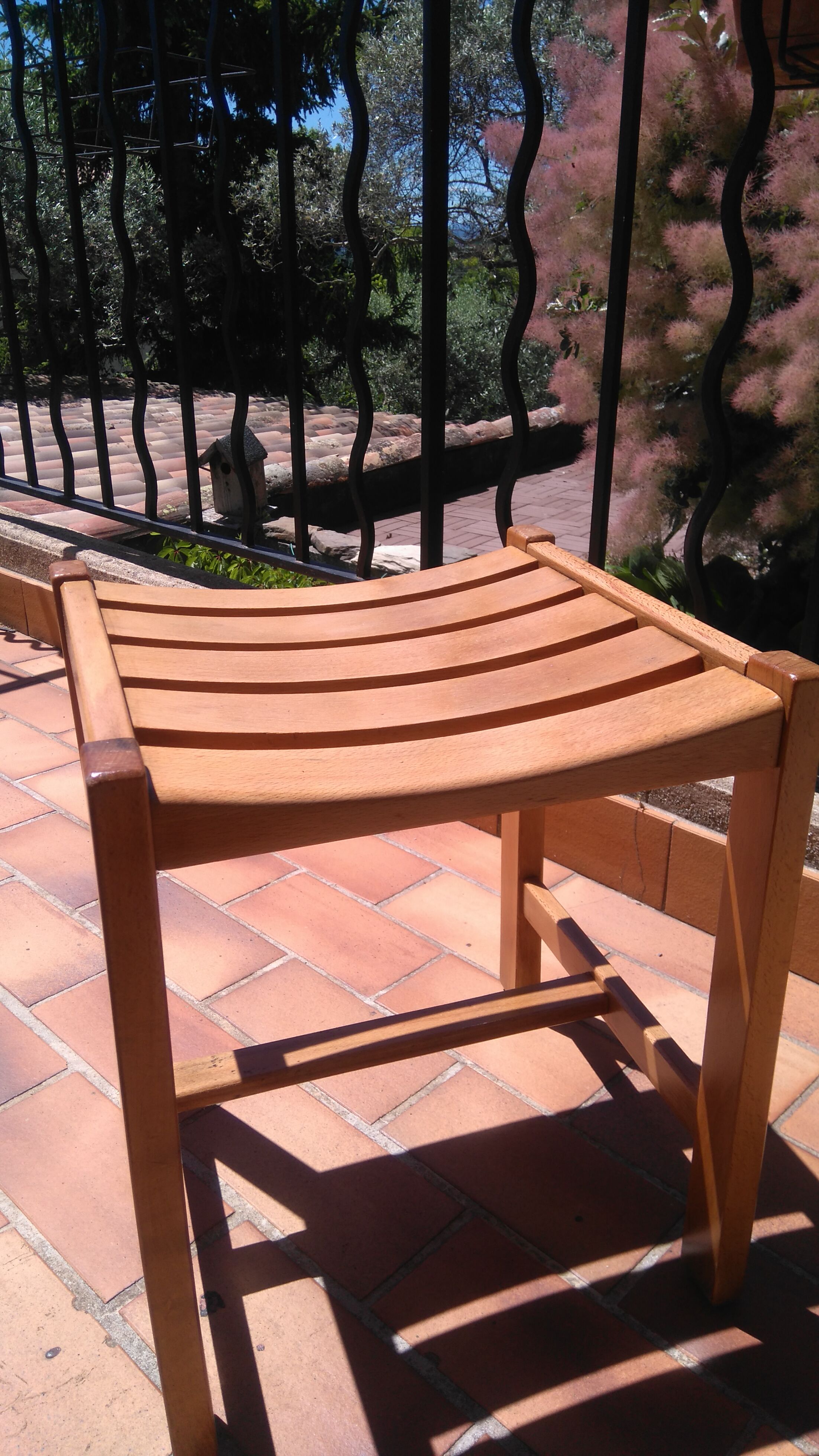 Tabpouret light honey wood