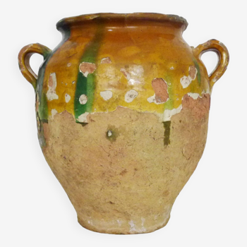 Old yellow and green glazed confit pot, south west of France. Storage jar. 19th century