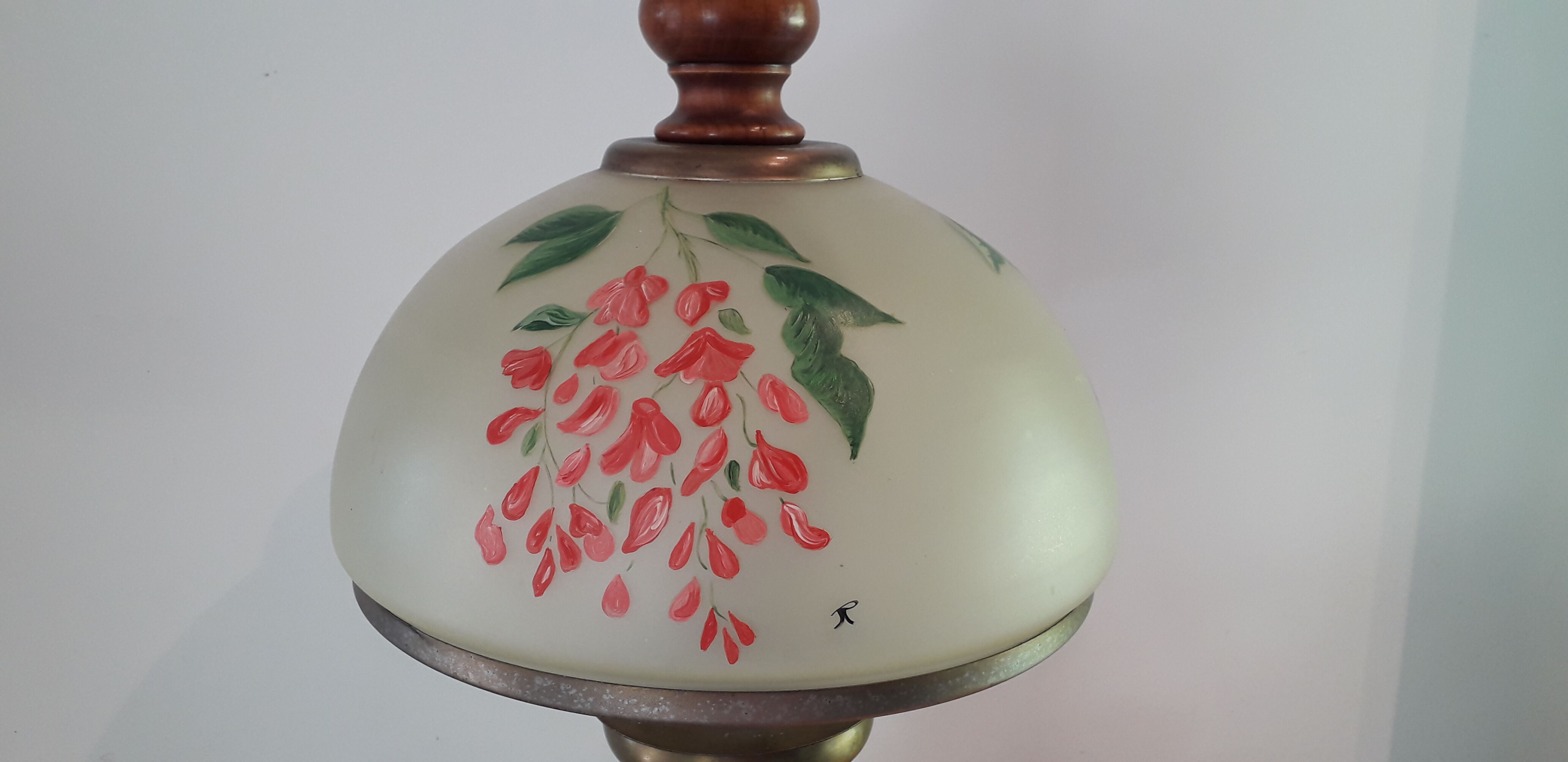 Brass and opaline lamp