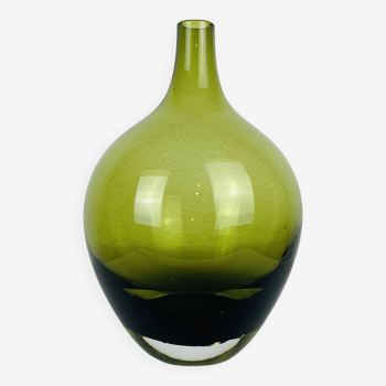 Vase scandinave verre soufflé vert, vintage