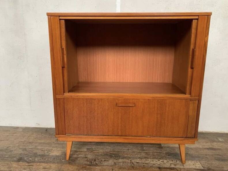 Petite Enfilade vintage à 2 portes coulissantes 1 abattant bar en teck Longueur 88 cm