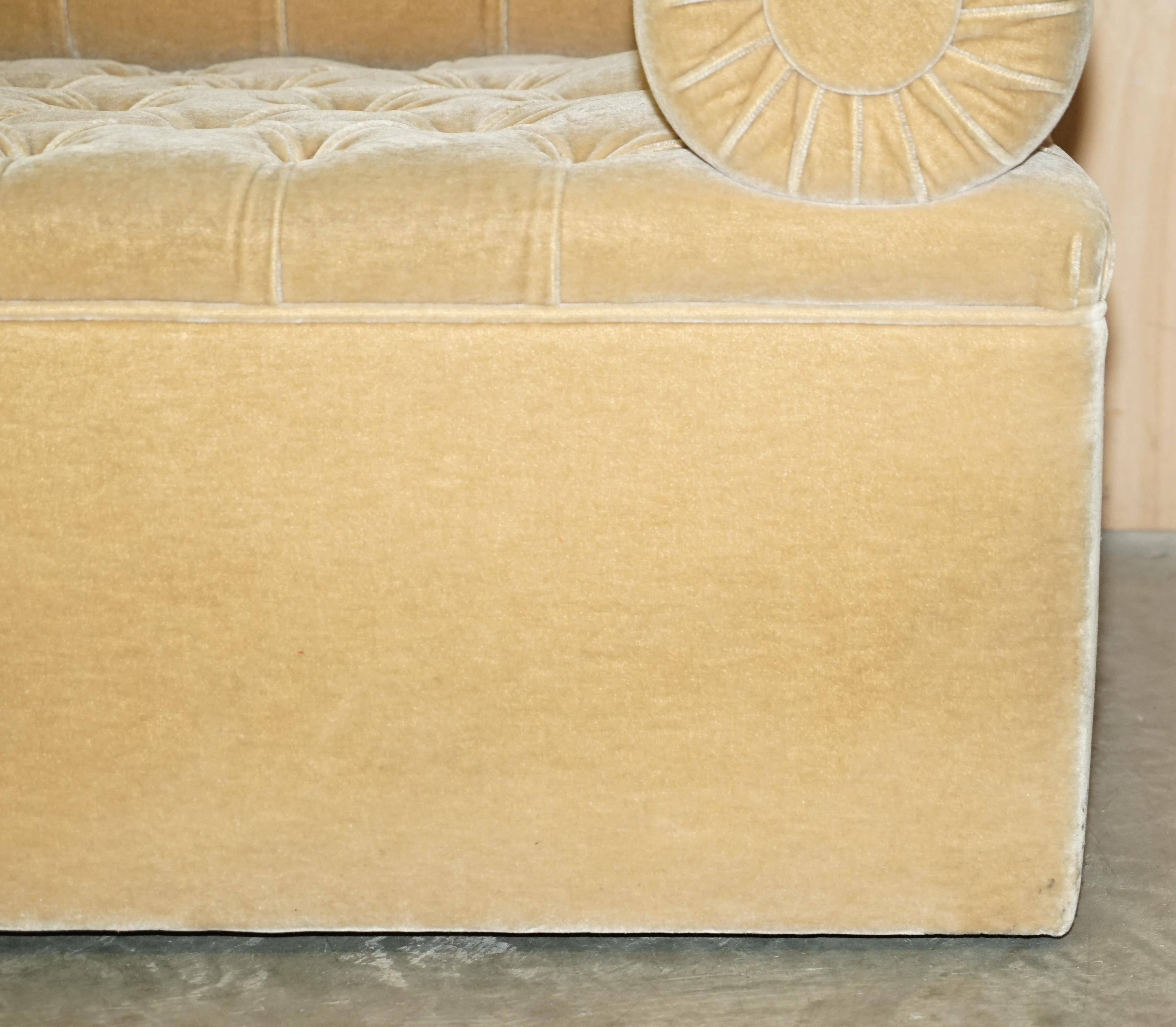 Canapé Chesterfield Bolster en Mohair Velvet par George Smith