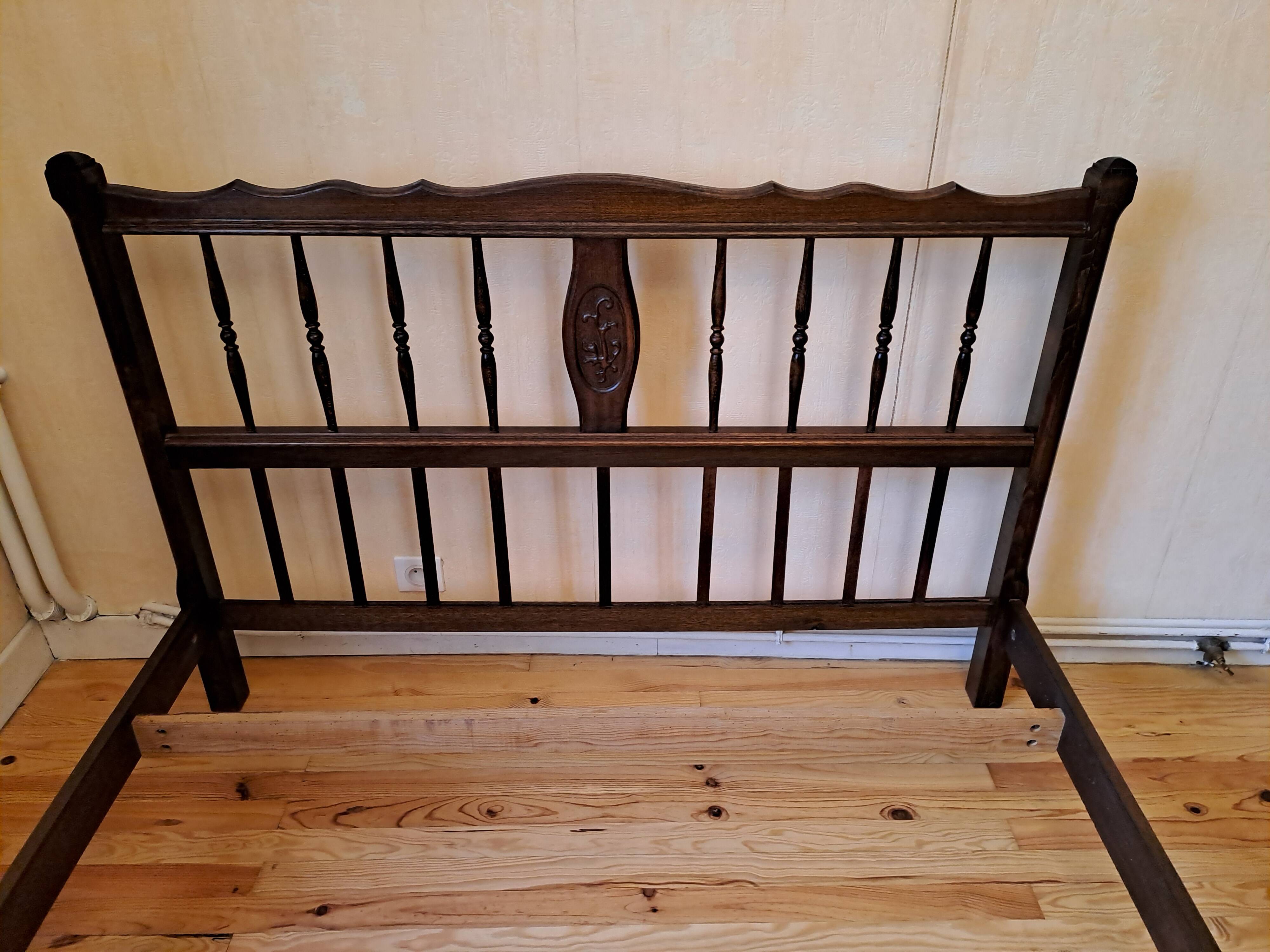 Solid wood Provençal bed 140 x 190