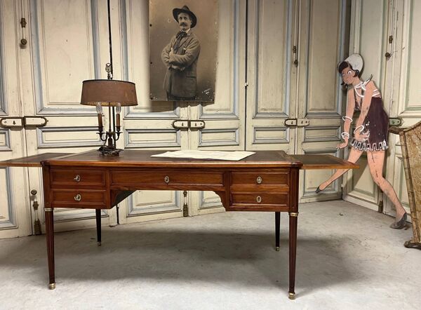 bureau plat louis LXVI